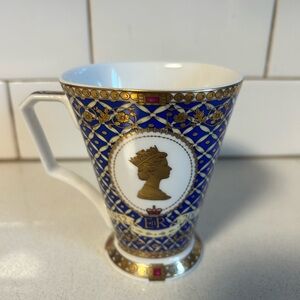 Vintage Queen Elizabeth II Mug James Sadler 1952-2002 Golden Jubilee England M56